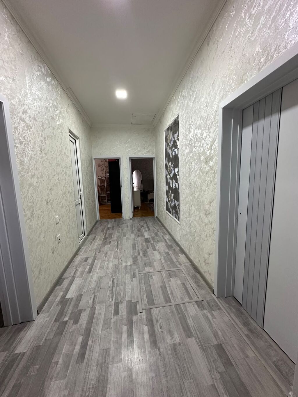 Bakı, Ramana qəs., 3 otaqlı, Köhnə tikili, m. Koroğlu, 100 kv. m