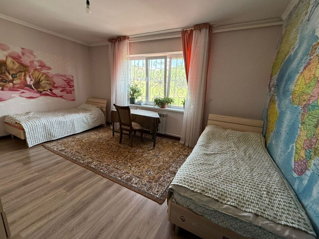 250 м², 6 комнат, АУЦА, Без подселения: фото 4