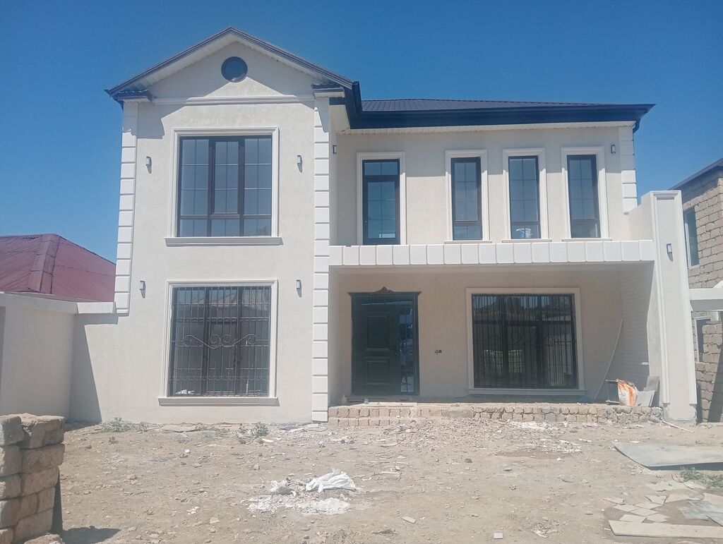 7 otaqlı, 200 kv. m, Kredit var, Təmirsiz
