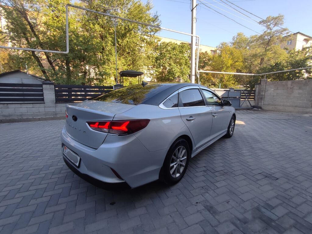 Hyundai Sonata: 2019 г., 2 л, Автомат, Газ, Седан: фото 2