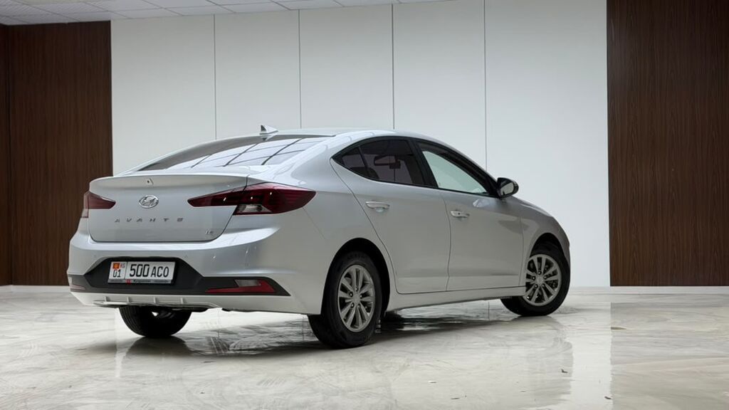 Hyundai Avante: 2019 г., 1.6 л, Автомат, Бензин, Седан: фото 5
