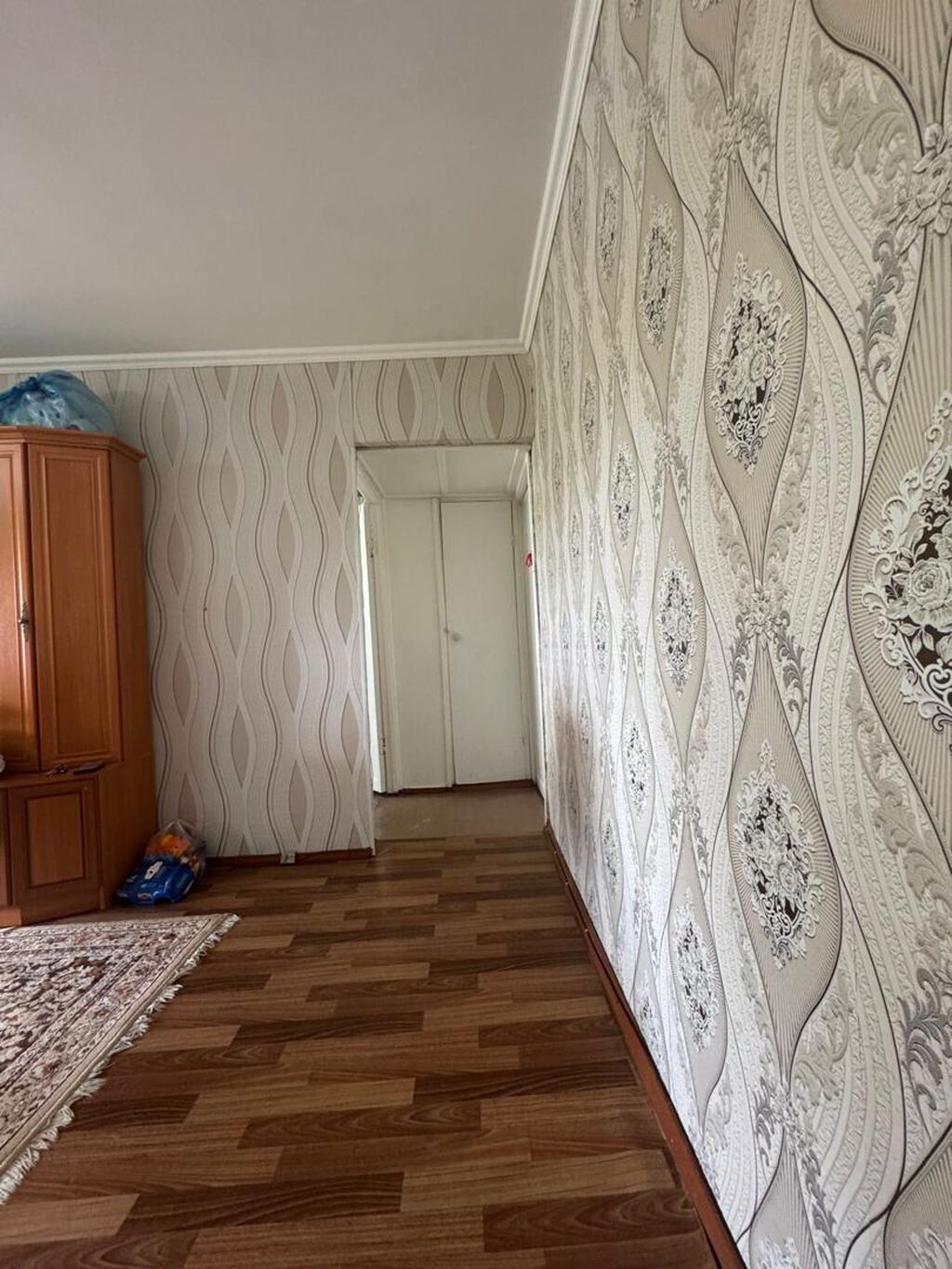 3 комнаты, 58 м², 8 мкр 104 серия, 5 этаж, Старый ремонт: фото 8