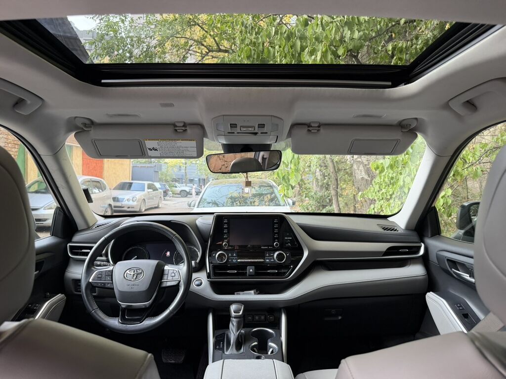 Toyota Highlander: 2021 г., 3.5 л, Бензин, Кроссовер: фото 6