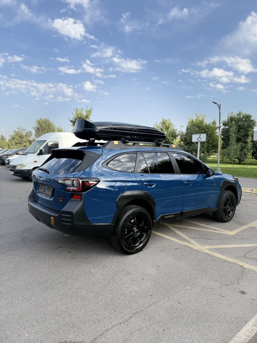 Subaru Outback: 2022 г., 2.4 л, Вариатор, Бензин, Универсал: фото 3