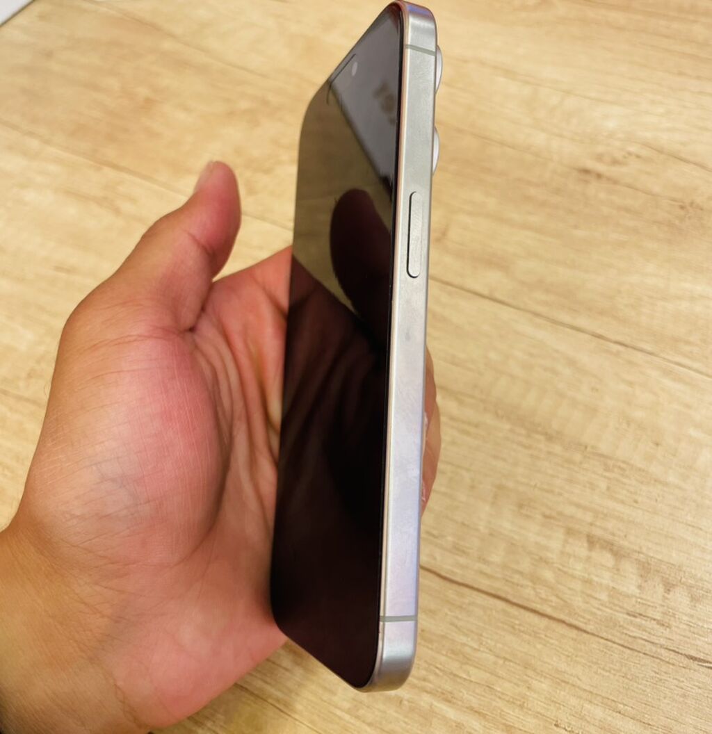 IPhone 15 Pro, Б/у, 256 ГБ, Natural Titanium, Кабель, 85 %: фото 3