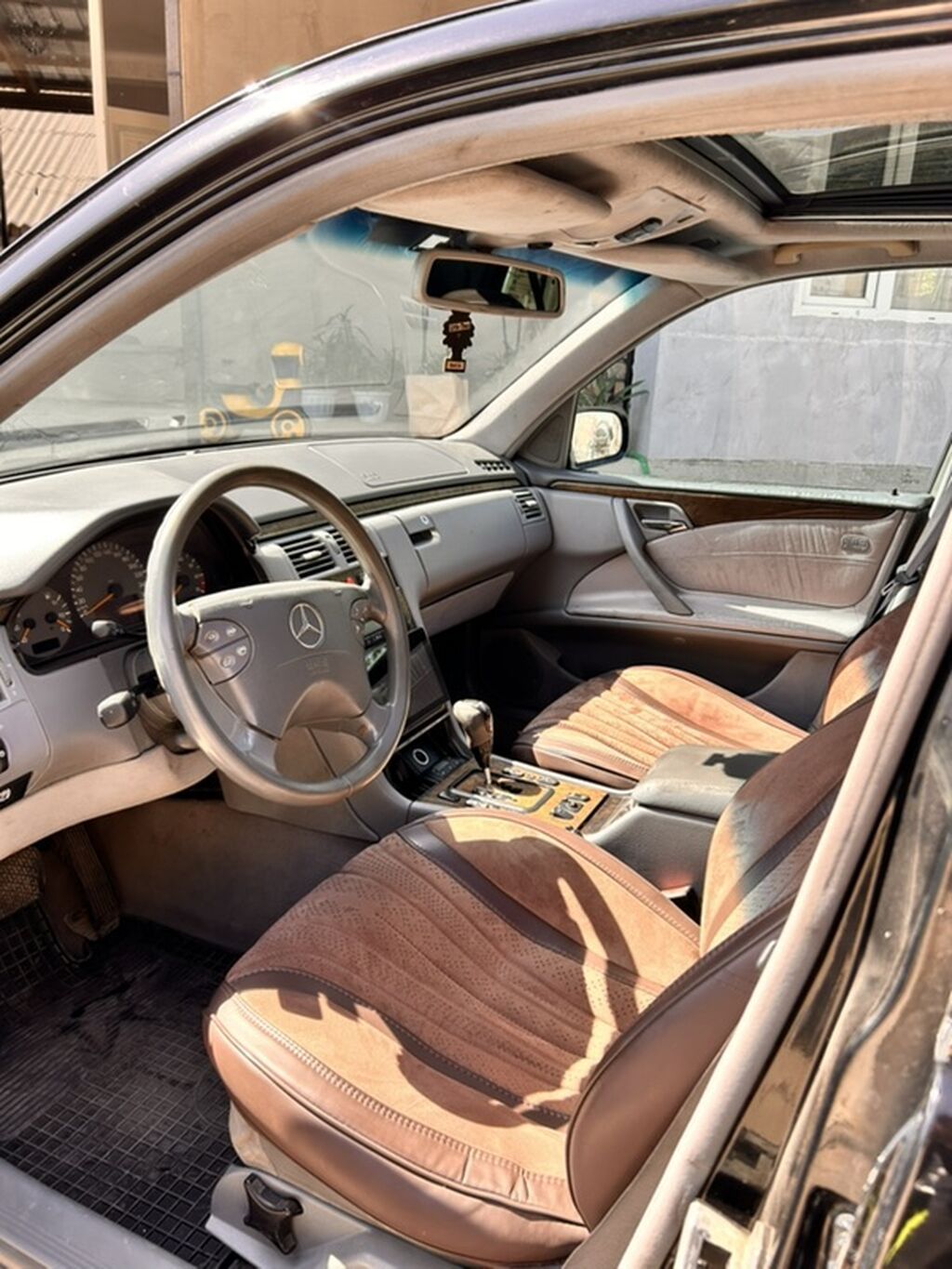 Mercedes-Benz E-Class: 2000 г., 4.3 л, Автомат, Бензин, Седан: фото 5