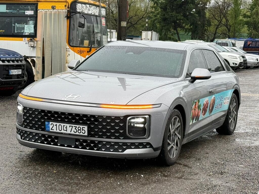 Hyundai Grandeur: 2023 г., 3.5 л, Автомат, Газ, Седан: фото 3