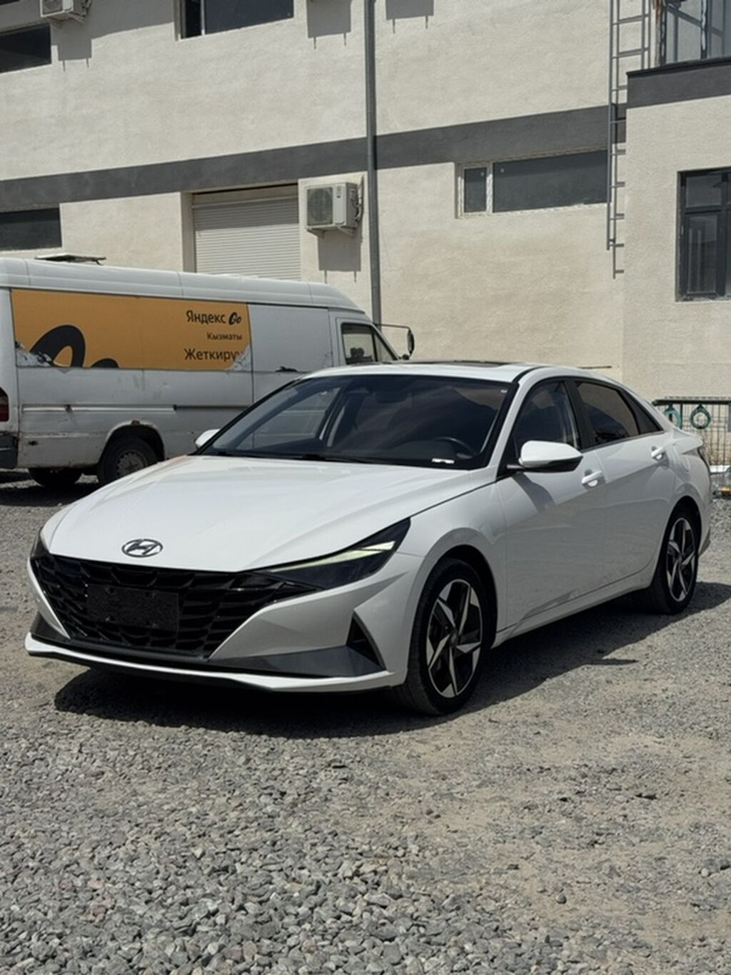 Продам Hyundai Elantra 2021, 1.6 л, робот, седан: фото 7