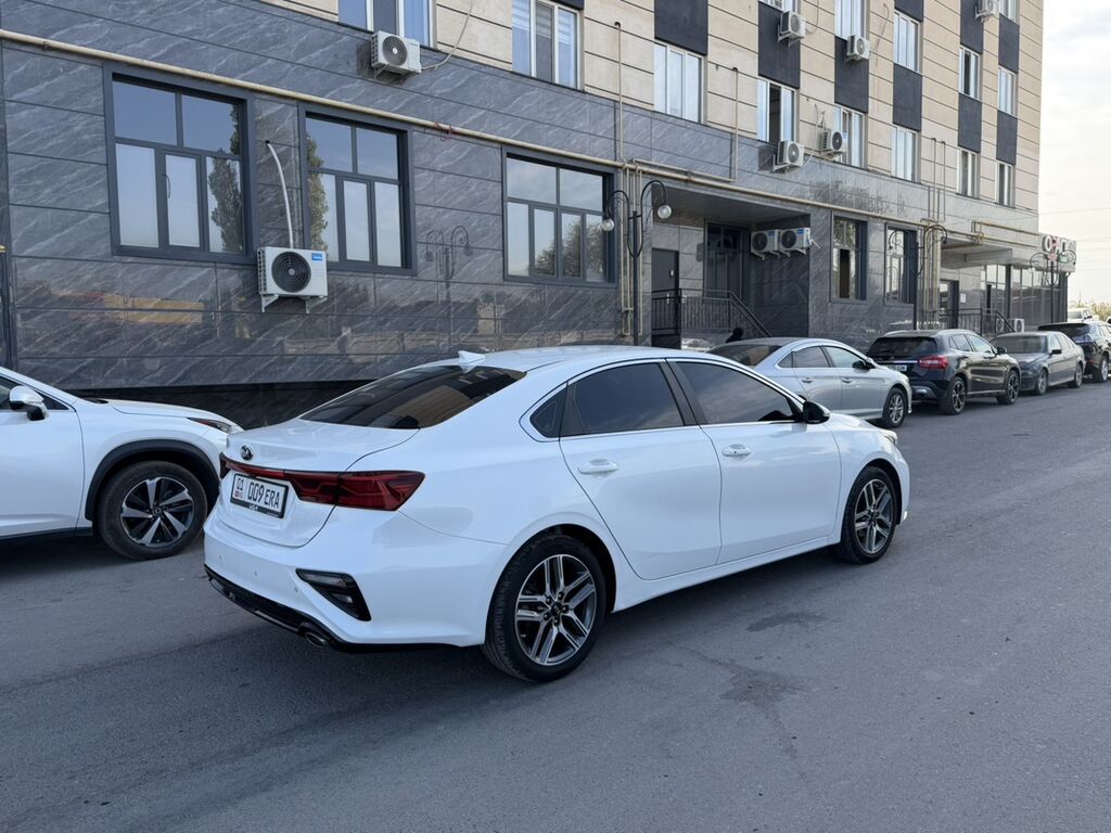 Kia K3: 2020 г., 1.6 л, Автомат, Бензин, Седан: фото 5