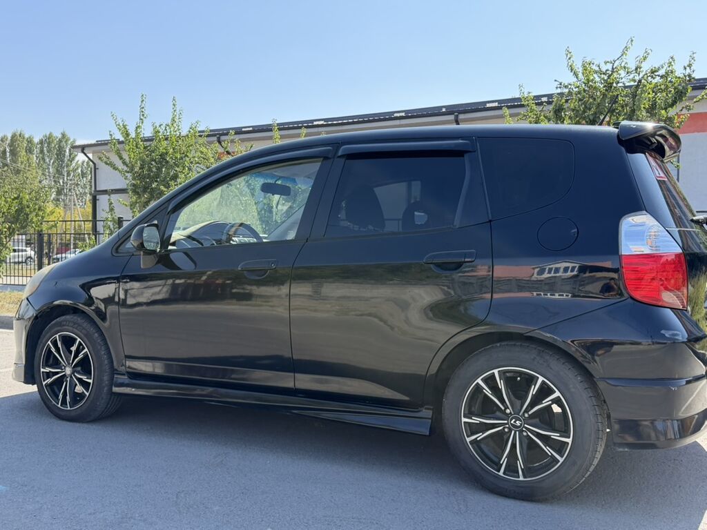 Honda Fit: 2007 г., 1.5 л, Автомат, Бензин, Хэтчбэк: фото 5