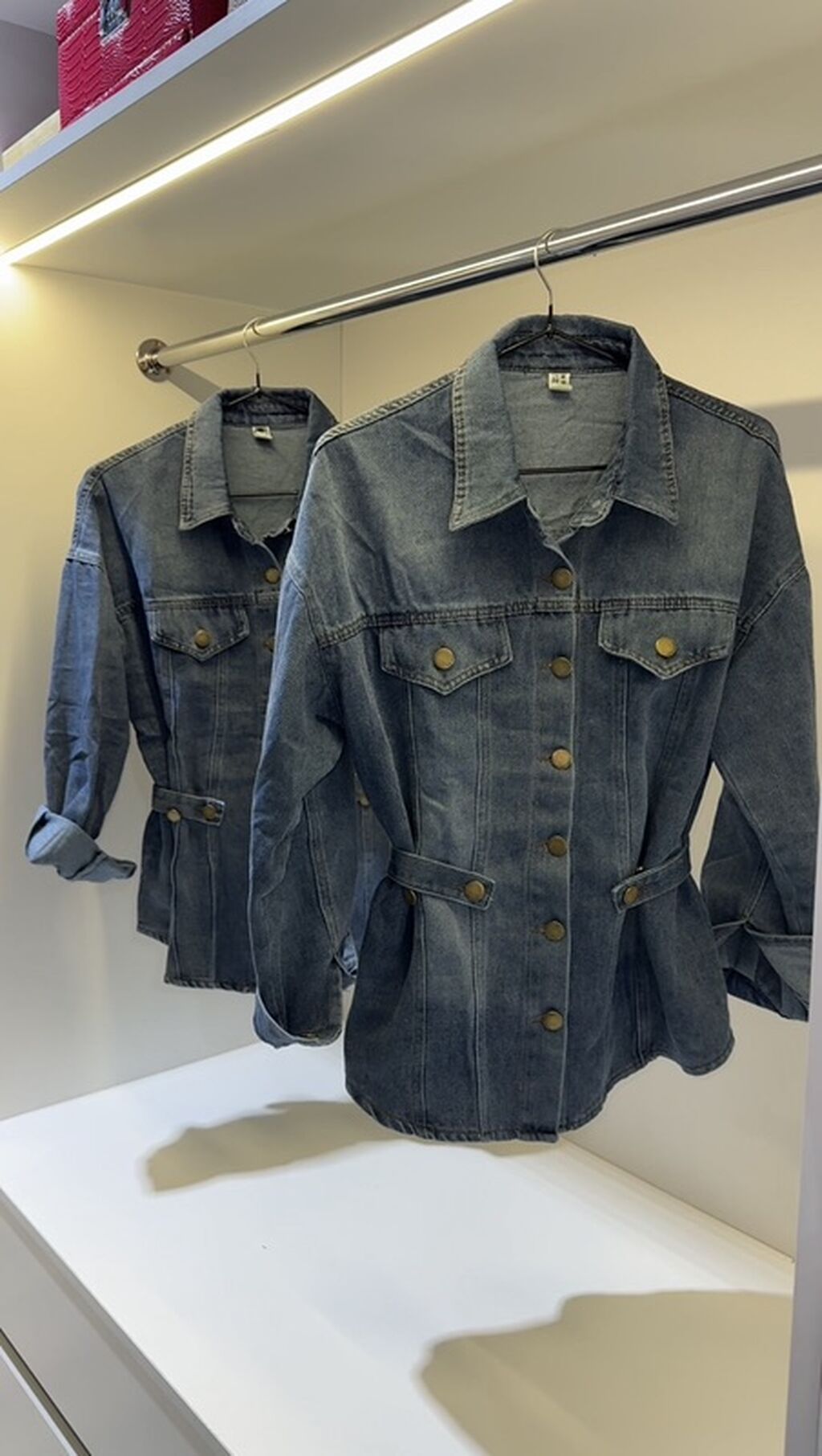 Без торга. Отдаю по себестоимости Denim jacket Идеальный: фото 2