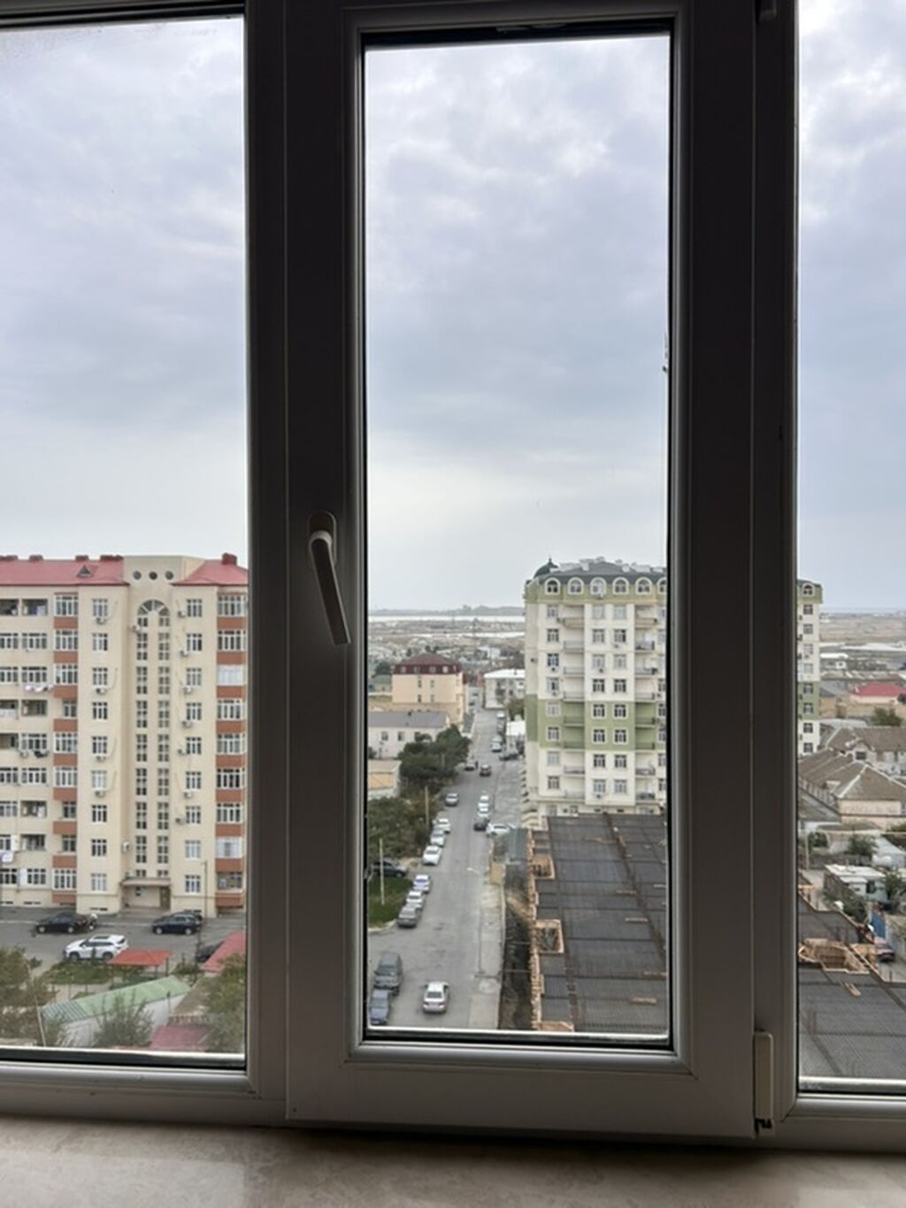 Günəşli, 3 otaqlı, Yeni tikili, m. 20 Yanvar, 80 kv. m