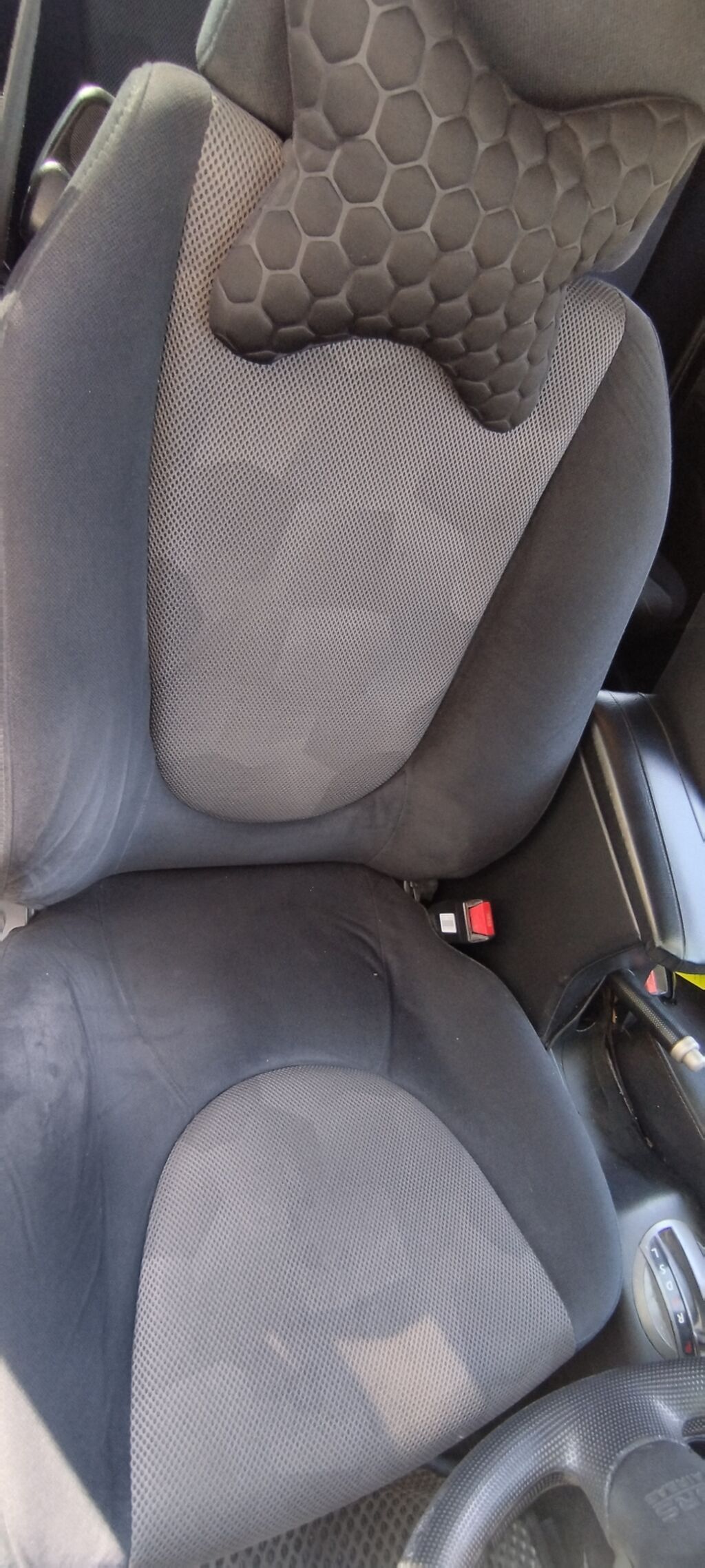 Honda Fit: 2004 г., 1.3 л, Автомат, Бензин, Хэтчбэк: фото 7