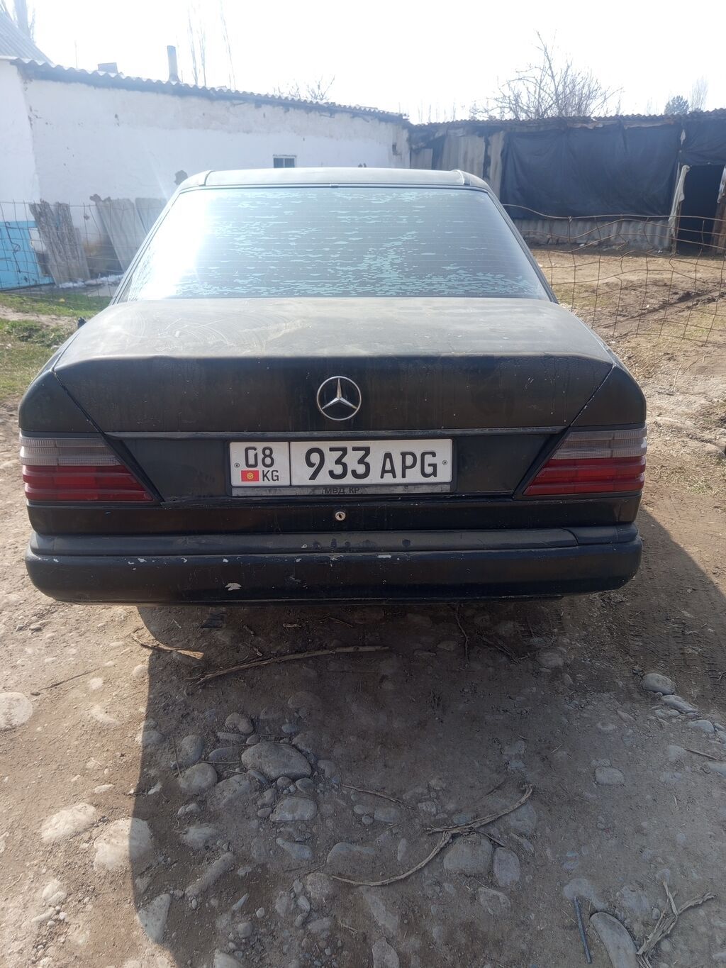 Mercedes-Benz W124