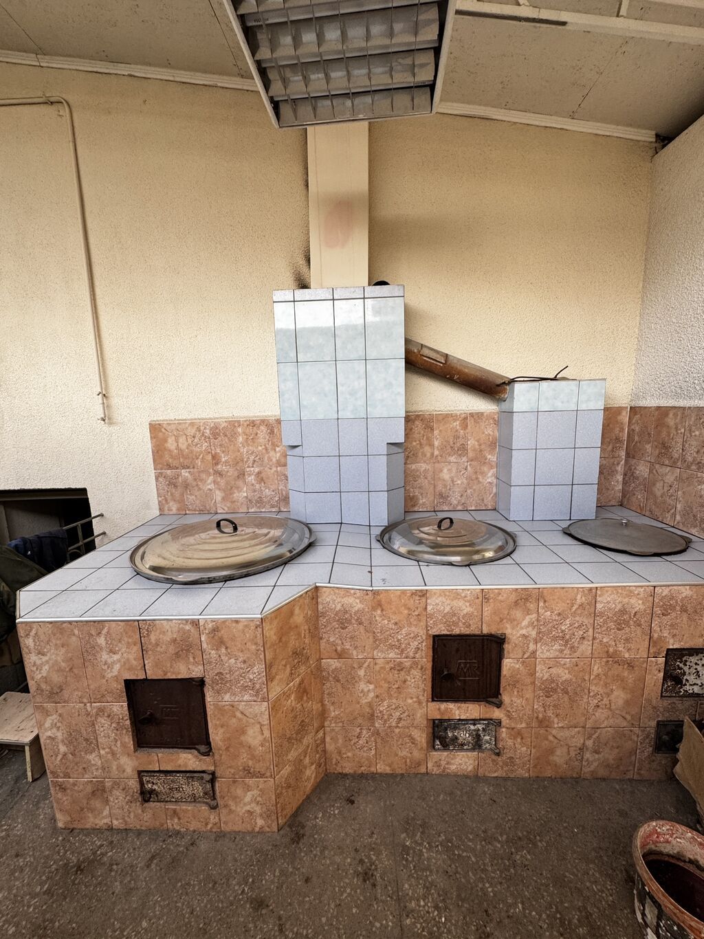 6 комнат и более, 350 м², 10 соток, Бишкек, Киргизия 2 ж/м Собственник: фото 6