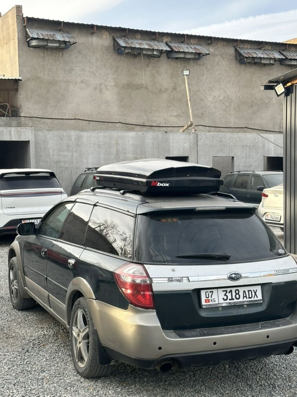 Subaru Outback: 2004 г., 2.5 л, Автомат, Бензин, Универсал: фото 2