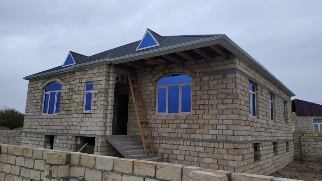 Mehdiabad 4 otaqlı, 175 kv. m, Təmirsiz