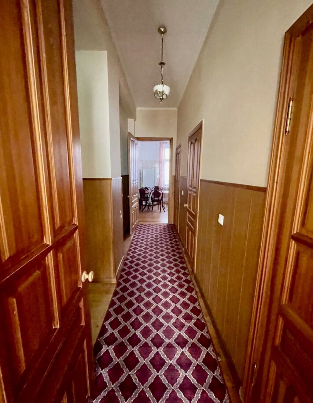 3 комнаты, 70 м², Филармония Сталинка, 1 этаж, Косметический ремонт: фото 5