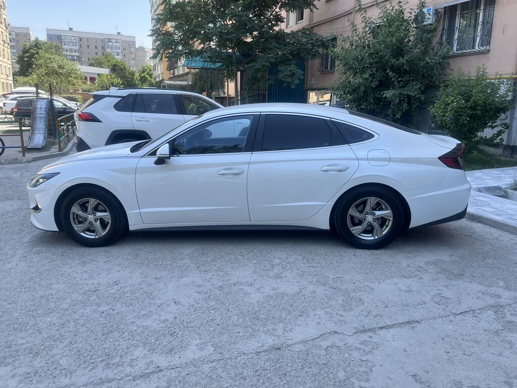 Hyundai Sonata: 2019 г., 2 л, Автомат, Бензин, Седан: фото 3