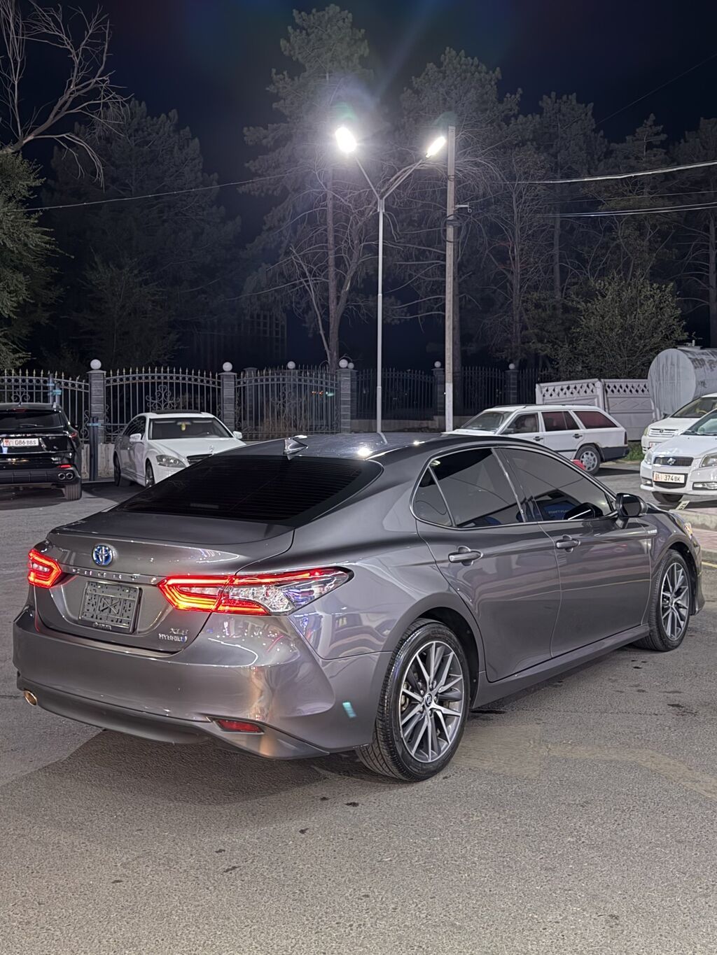 Toyota Camry Hybrid 2021, 2.5 л, автомат: фото 4