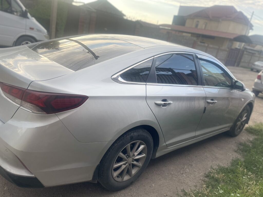 Hyundai Sonata: 2017 г., 2 л, Автомат, Газ, Седан: фото 3