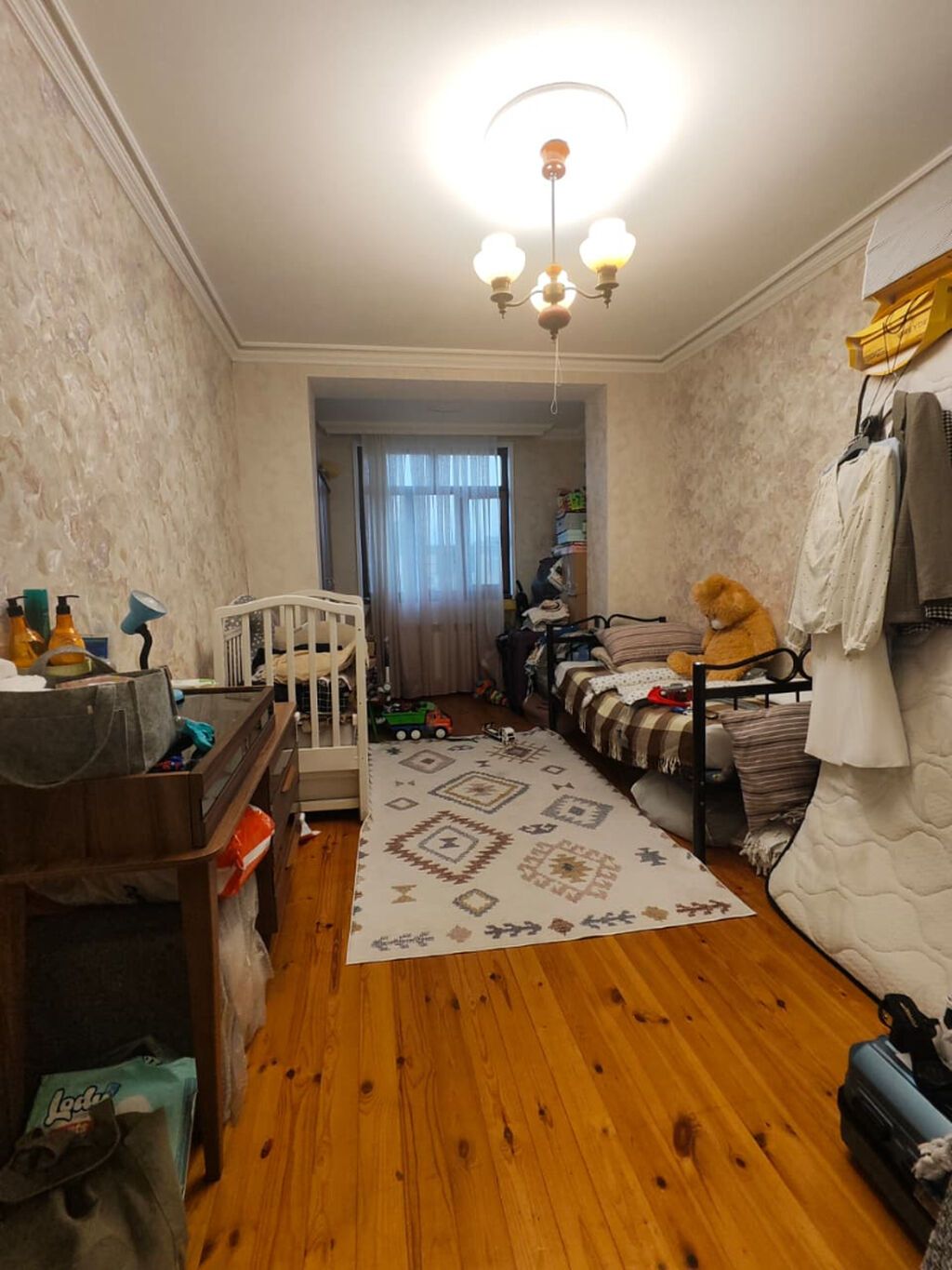 Bakı, Bakıxanov qəs., 4 otaqlı, Köhnə tikili, 83 kv. m