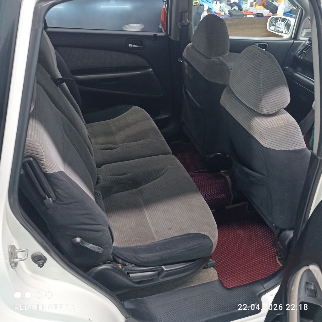 Honda Stream: 2003 г., 0.2 л, Автомат, Бензин, Минивэн: фото 6
