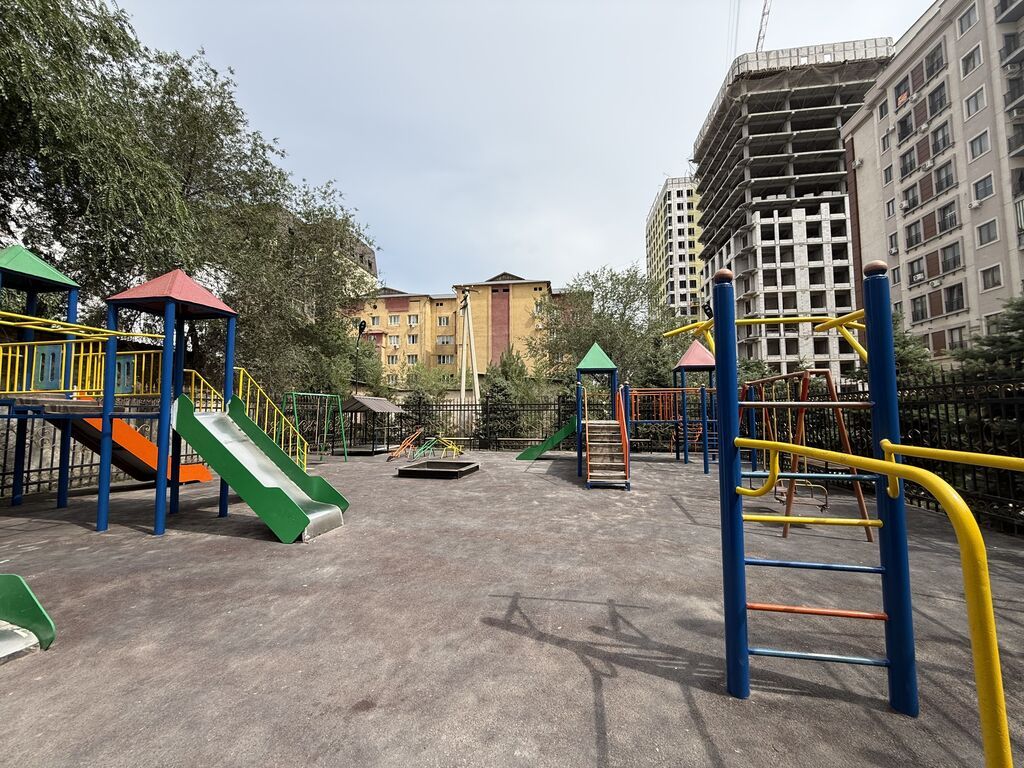 3 комнаты, 106 м², Ак-Кеме (старый аэропорт) Элитка, 10 этаж: фото 3