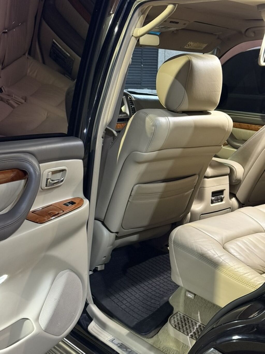 Lexus LX: 2006 г., 4.7 л, Автомат, Бензин, Внедорожник: фото 8