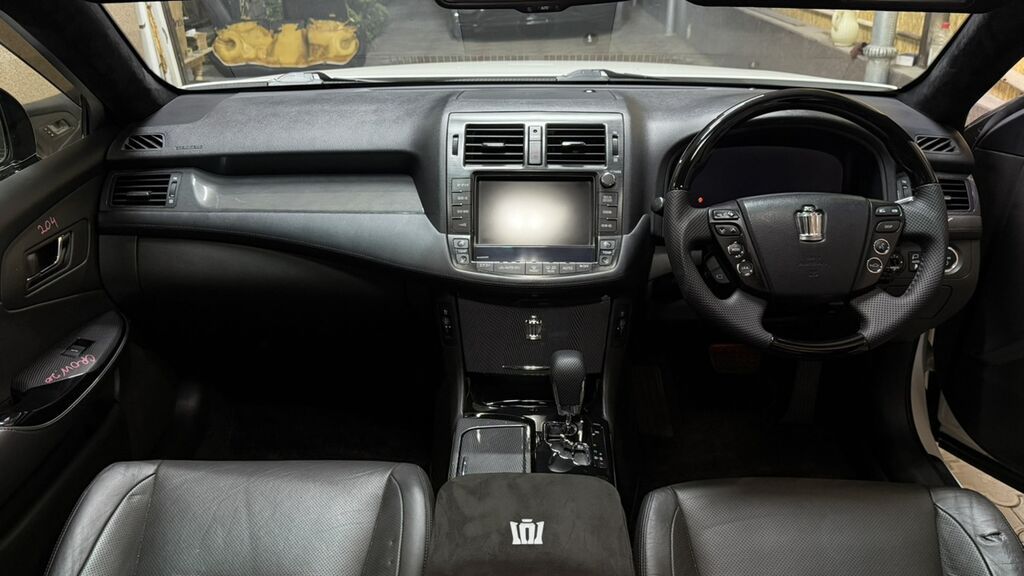 Toyota Crown: 2008 г., 3.5 л, Вариатор, Бензин, Седан: фото 5