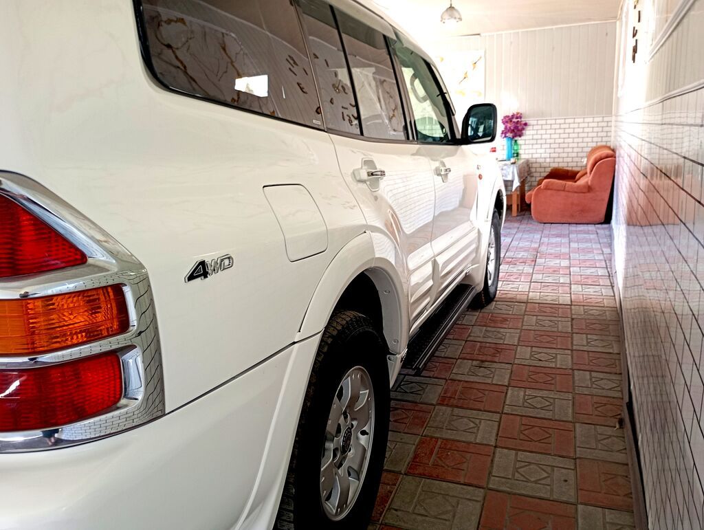 Mitsubishi Pajero: 2003 г., 3.5 л, Автомат, Бензин, Внедорожник: фото 7