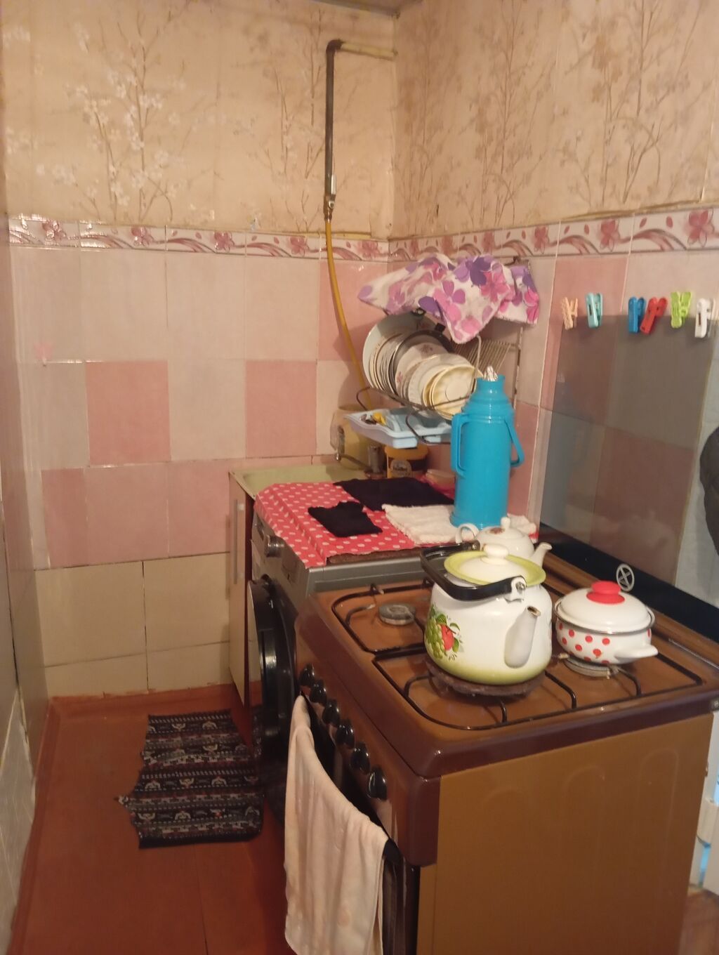 1 otaqlı34 kvm ümumi həyət evi satılir - Ayrı giriş: dəmir qapı