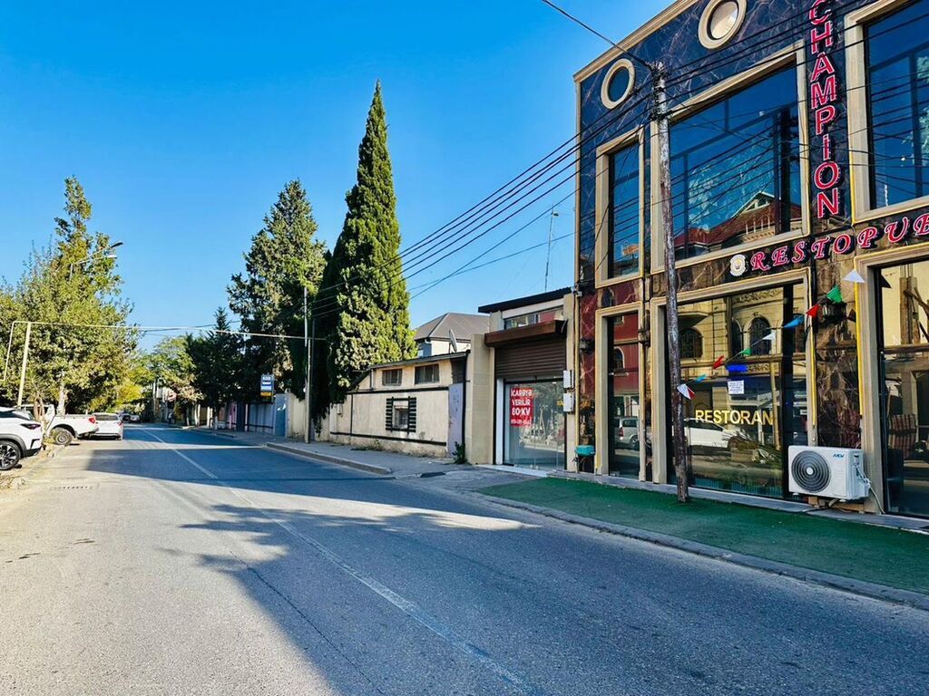 Satılır tam təchizatlı “resto-pub” tipli restoran məkanı