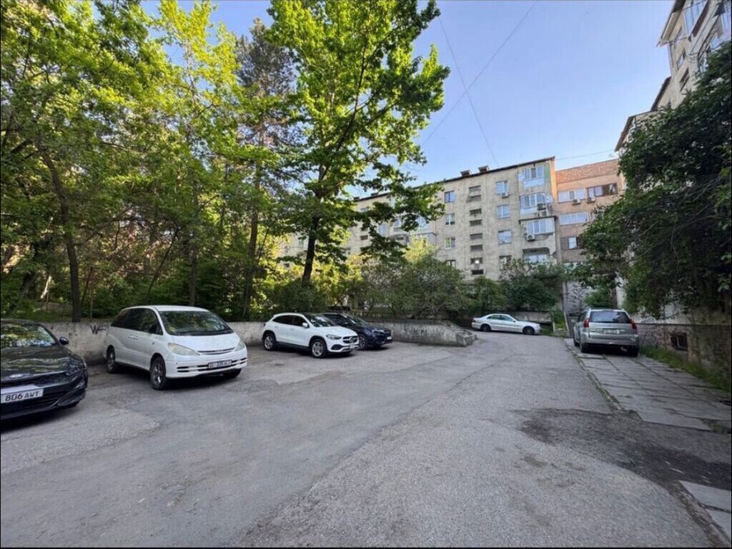 3 комнаты, 67 м², 8 мкр Индивидуалка, 2 этаж, Свежий ремонт: фото 2