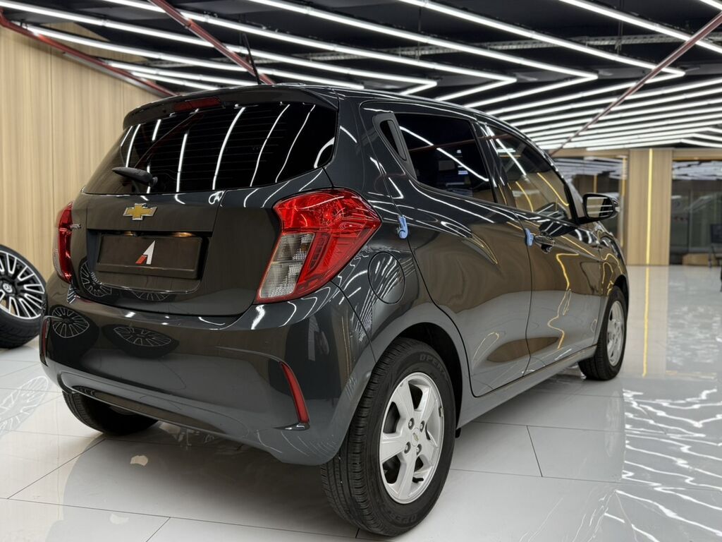Продам Chevrolet Spark, 2020 г., 1 л, вариатор: фото 5