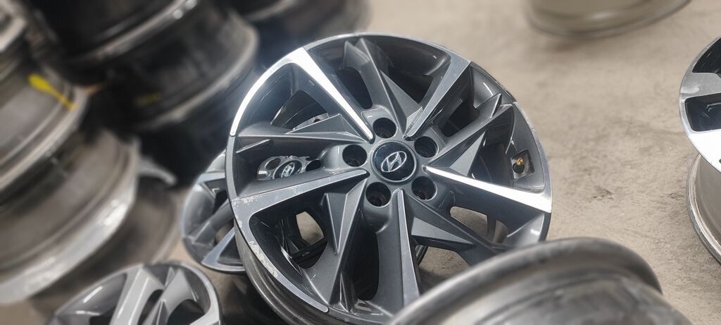 Литые Диски R 17 Hyundai, Комплект, отверстий - 5, Б/у: фото 2