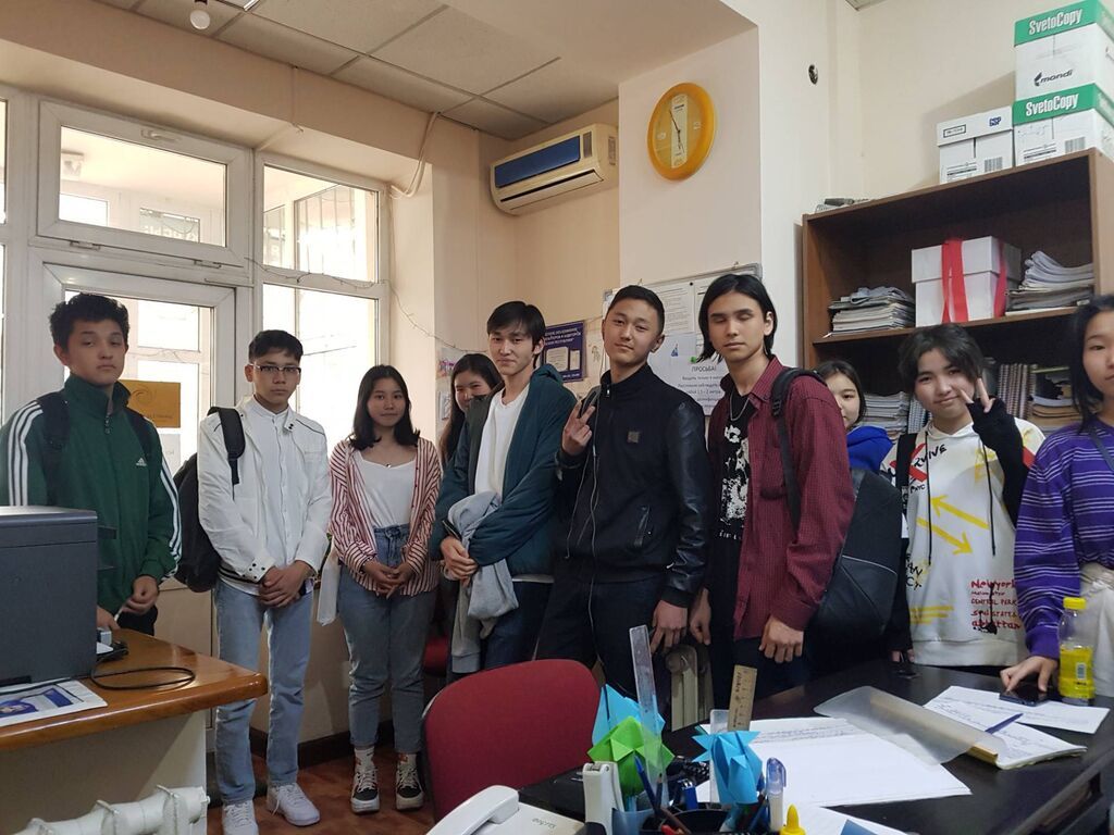 СРОЧНО!!! Требуется преподаватель английского языка: Договорная ᐈ ...