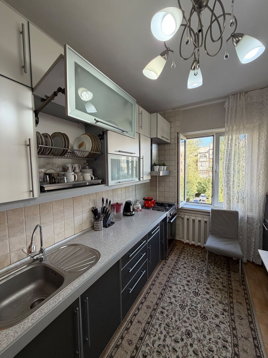 5 комнат, 96 м², Асанбай мкр 105 серия, 3 этаж, Евроремонт: фото 4
