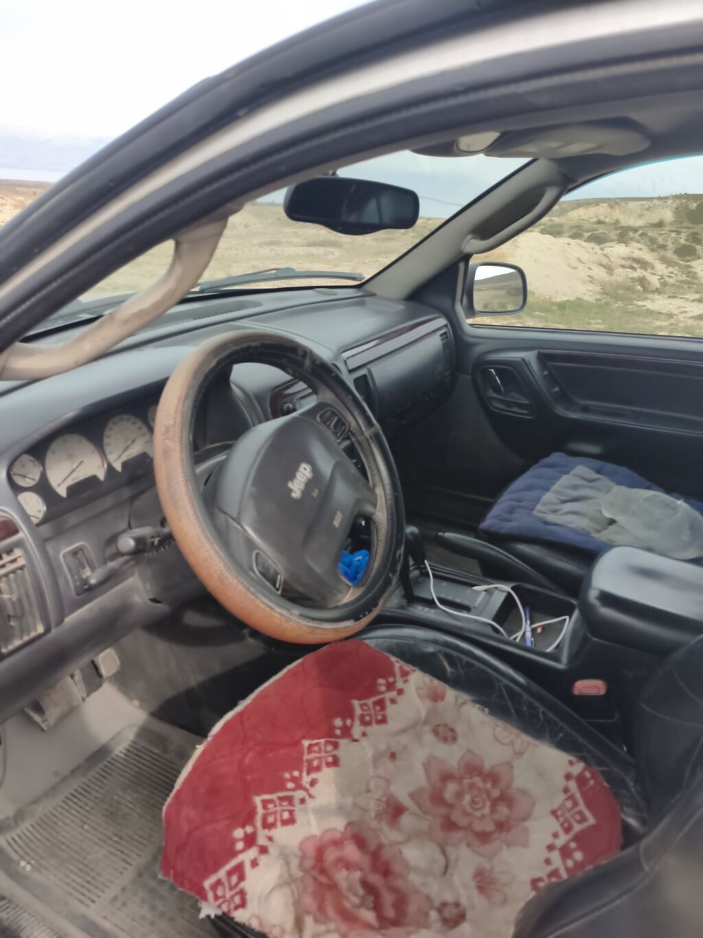 Jeep Grand Cherokee: 2005 г., 2.7 л, Автомат, Дизель, Внедорожник: фото 2
