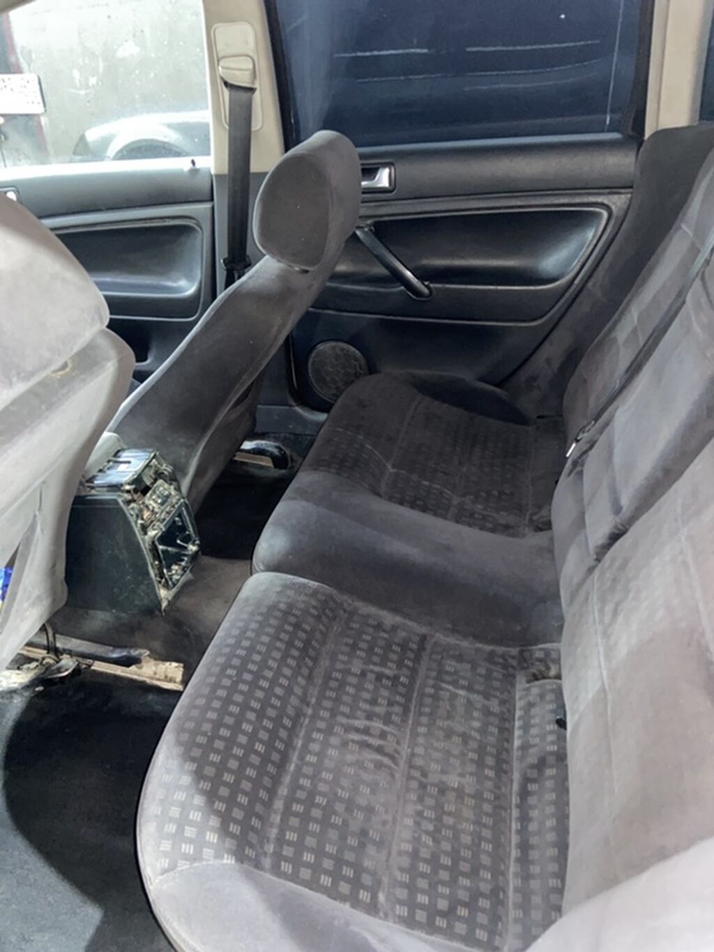 Volkswagen Passat: 2001 г., 1.9 л, Механика, Дизель, Универсал: фото 7