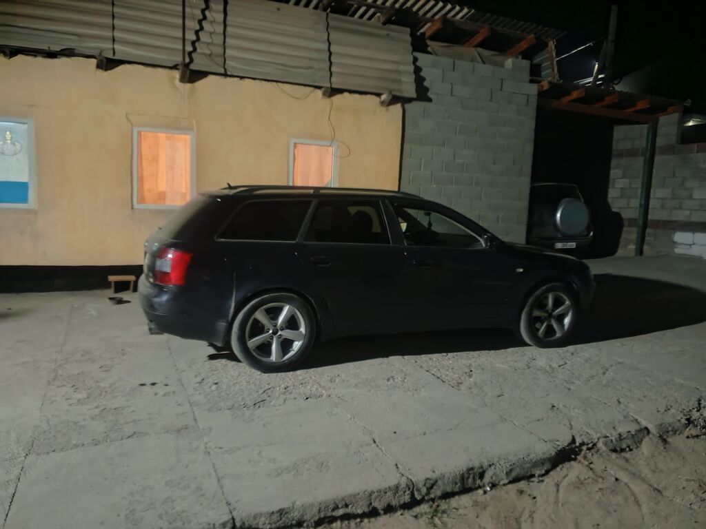 Audi A4: 2003 г., 2.5 л, Вариатор, Дизель, Универсал: фото 7