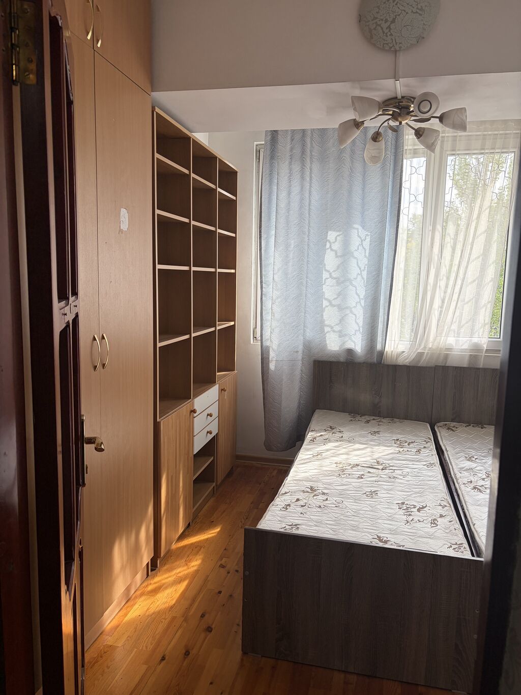 3 комнаты, 8 мкр Риэлтор, Семейным, от 1 года, С мебелью полностью: фото 7