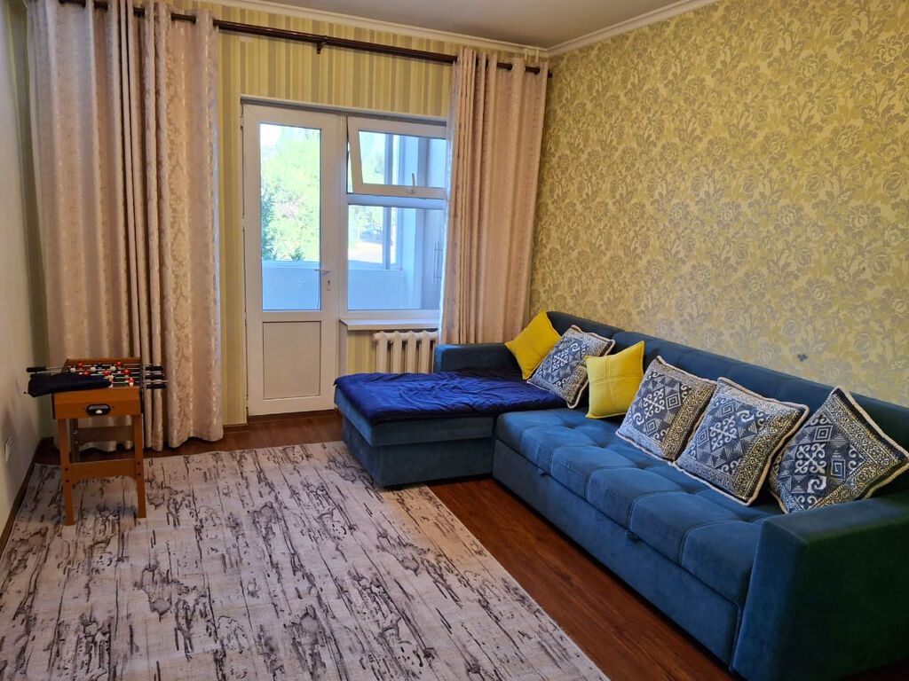 Сдается 2-ух комнатная квартира, в4-ом мкр, Площадь 54 м2, 3-ый этаж: фото 5