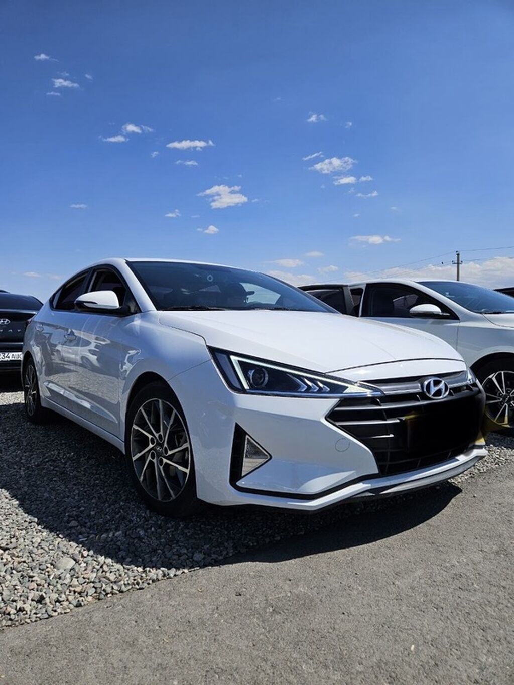 Hyundai Avante: 2019 г., Автомат, Бензин, Седан: фото 1