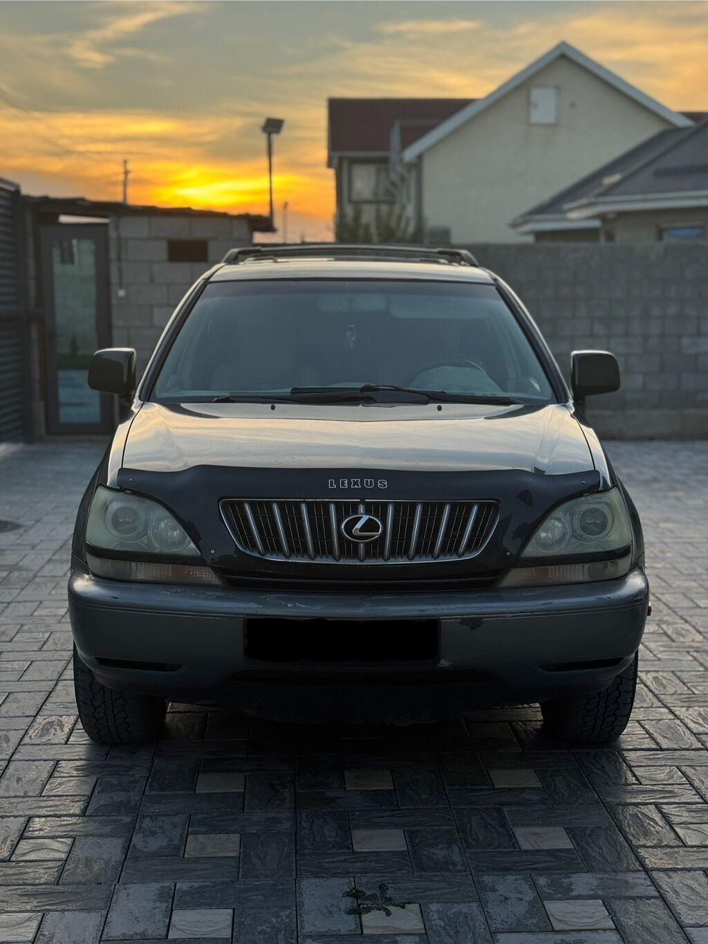 Lexus RX: 2001 г., 3 л, Автомат, Газ, Кроссовер: фото 2