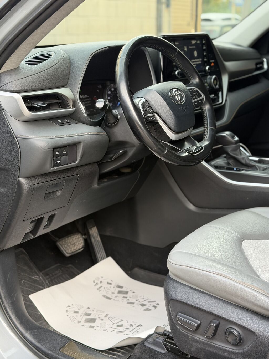 Toyota Highlander: 2021 г., 2.5 л, Вариатор, Гибрид, Внедорожник: фото 8