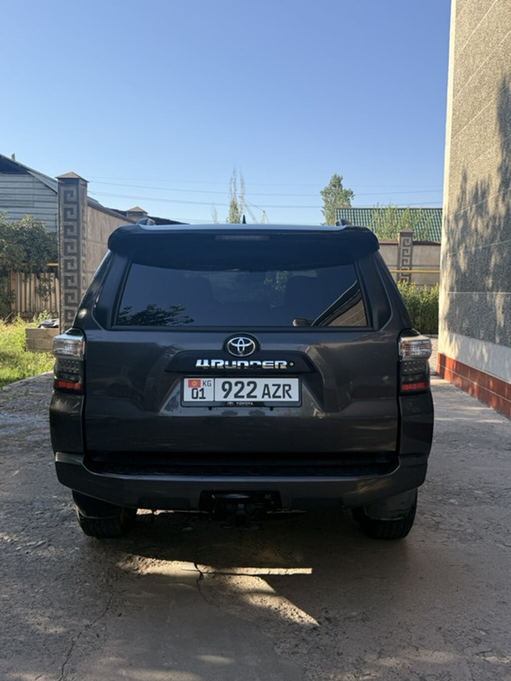 Toyota 4Runner: 2020 г., Автомат, Внедорожник: фото 3
