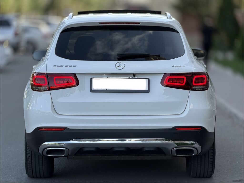 Mercedes-Benz GLC-Class: 2021 г., 2 л, Автомат, Бензин, Кроссовер: фото 4