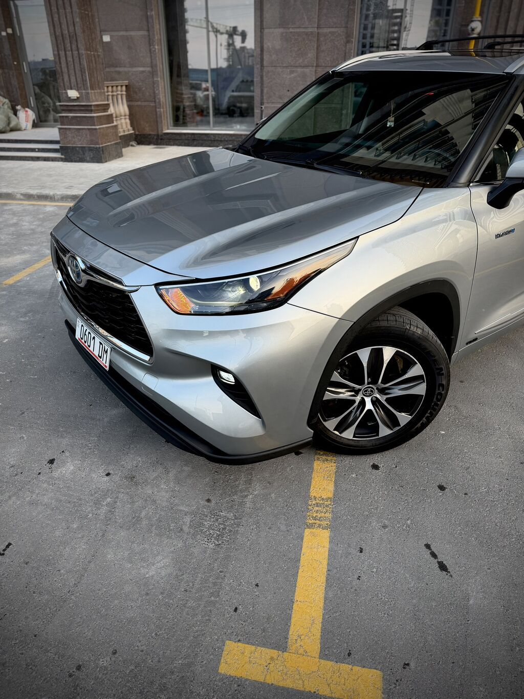 Toyota Highlander: 2022 г., 2.5 л, Вариатор, Гибрид, Внедорожник: фото 2