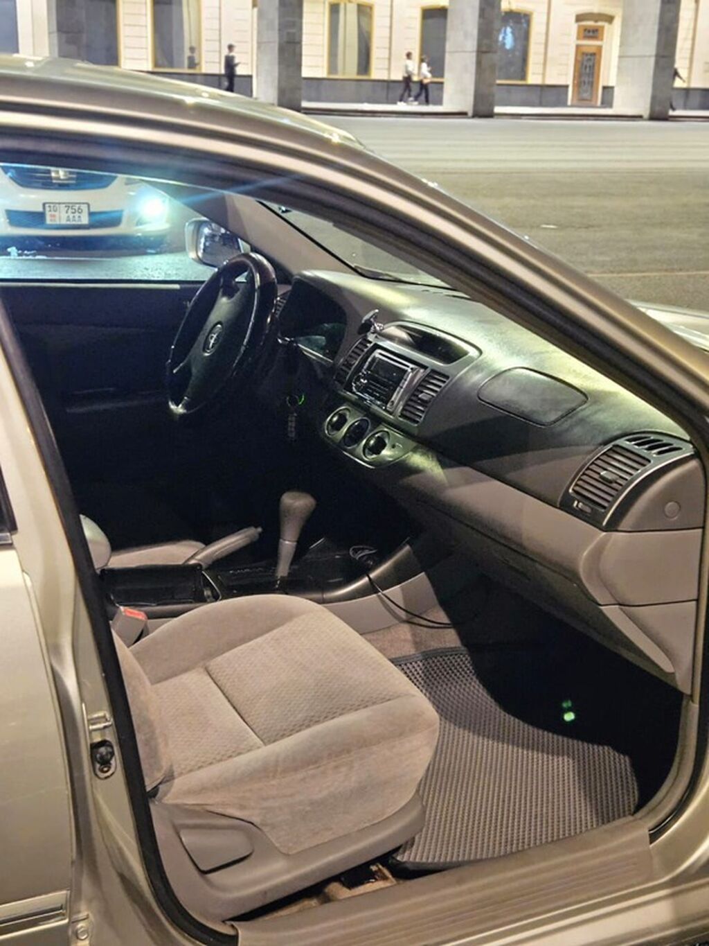 Toyota Camry: 2003 г., 3 л, Автомат, Бензин, Седан — фото 5